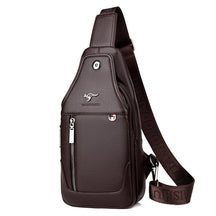 Bolsa Transversal Masculina, Bolsa Tiracolo Masculina, Bolsa Crossbody Masculina, Bolsa de Ombro Masculina, Bolsa Lateral Masculina, Bolsa Transversal para Homem, Bolsa Masculina Estilo Carteiro, Bolsa Tiracolo para Homem, Bolsa Transversal de Couro Masculina, Bolsa Pequena Masculina Transversal